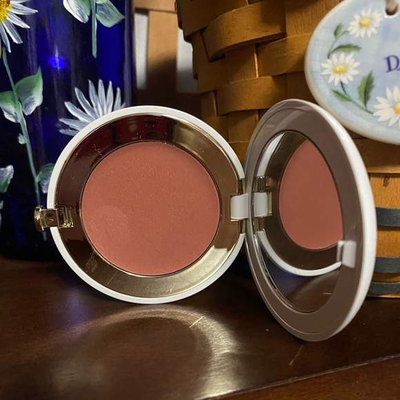 Cheeky Clean Cream Blush - Beautycounter - Picture 1 of 4